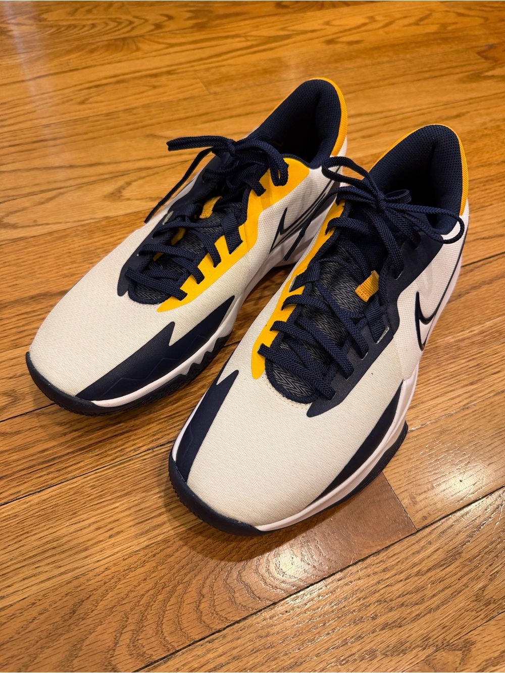 Nike White Navy Yellow Performance Trainers